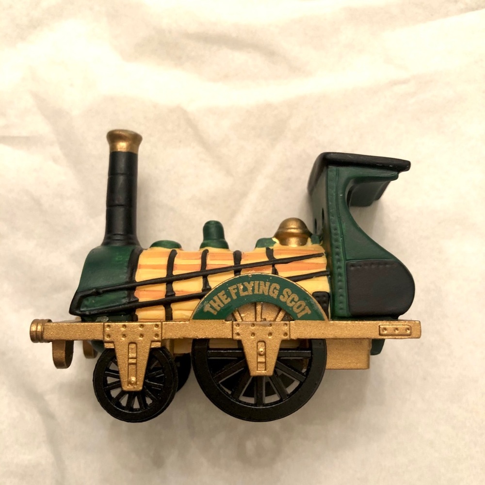 Department 56 The Flying Scot